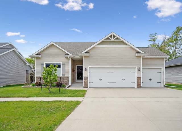 Property at 6398 NE 8th Ct, Des Moines, IA 50313, 4 beds, 3 baths