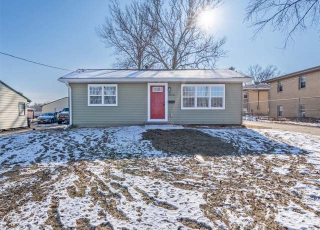 Property at 2613 Wedgewood Rd, Des Moines, IA 50317, 2 beds, 1 bath