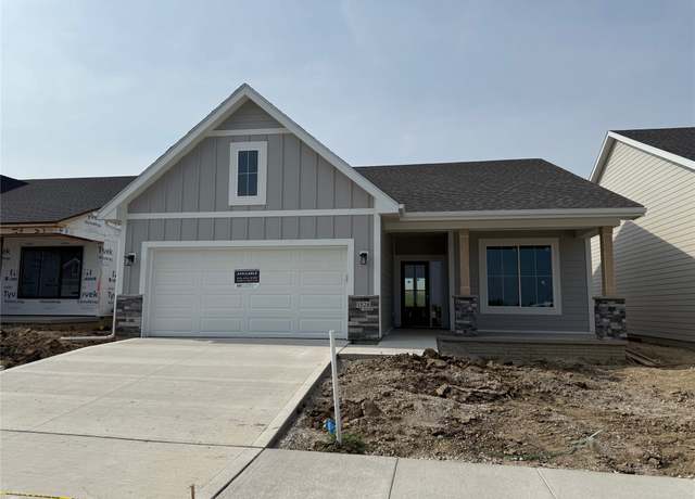 Property at 1532 Garland Ave, Norwalk, IA 50021, 3 beds, 3 baths