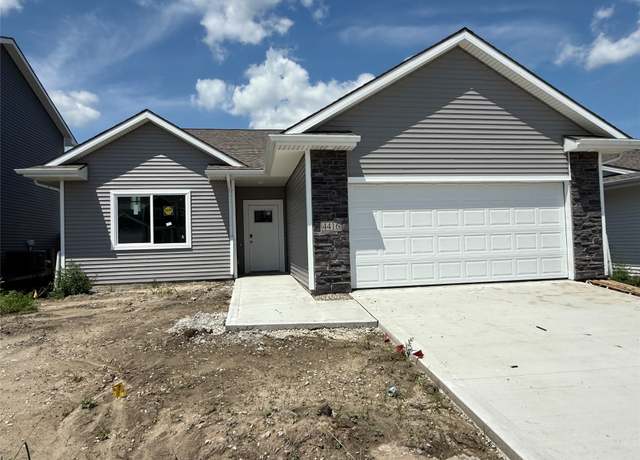 Property at 4416 NW 17th St, Ankeny, IA 50023, 4 beds, 3 baths
