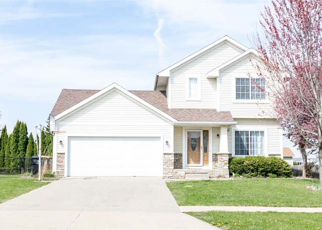 Property at 120 SE Westgate Dr, Waukee, IA 50263, 4 beds, 2.5 baths