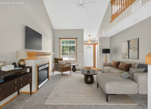 Property at 3799 Village Run Dr #512, Des Moines, IA 50317, 2 beds, 1.5 baths