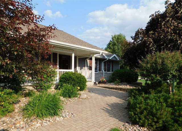 Property at 107 SW 8th St, Ogden, IA 50212, 3 beds, 3.5 baths