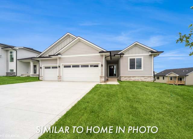 Property at 2715 NW 27th St, Ankeny, IA 50023, 5 beds, 4 baths