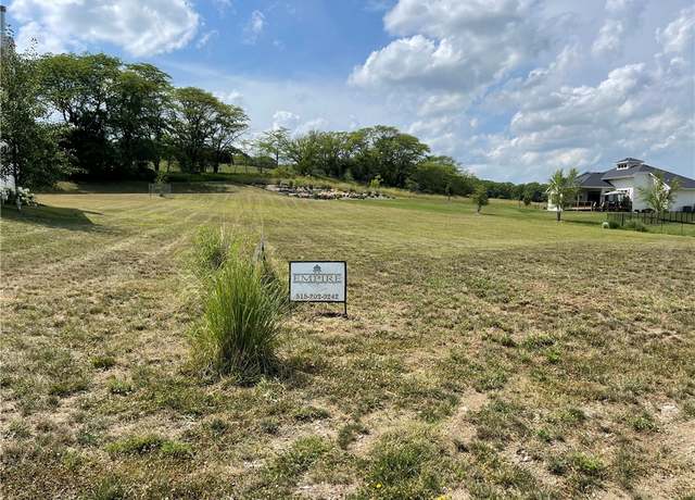 Property at 10223 Crownland Pl, West Des Moines, IA 50266