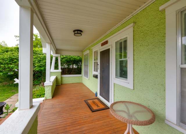Property at 1058 40th St, Des Moines, IA 50311, 2 beds, 1 bath