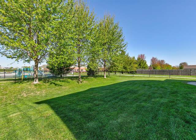 Property at 3414 163rd St, Urbandale, IA 50323, 5 beds, 3.5 baths