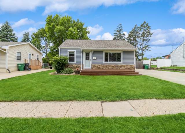 Property at 106 SW Kline St, Ankeny, IA 50023, 2 beds, 1 bath