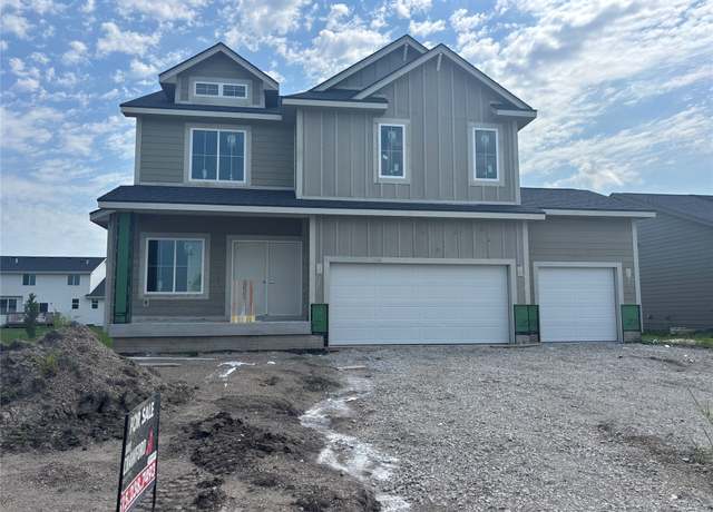 Property at 130 NW Ashley Ct, Waukee, IA 50263, 4 beds, 2.5 baths
