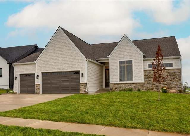 Property at 3820 Fieldstone Dr, Waukee, IA 50263, 5 beds, 3 baths