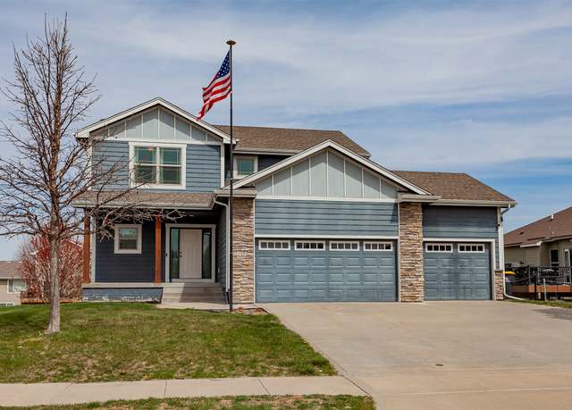 Property at 715 SE Madrone Ln, Waukee, IA 50263, 4 beds, 2.5 baths