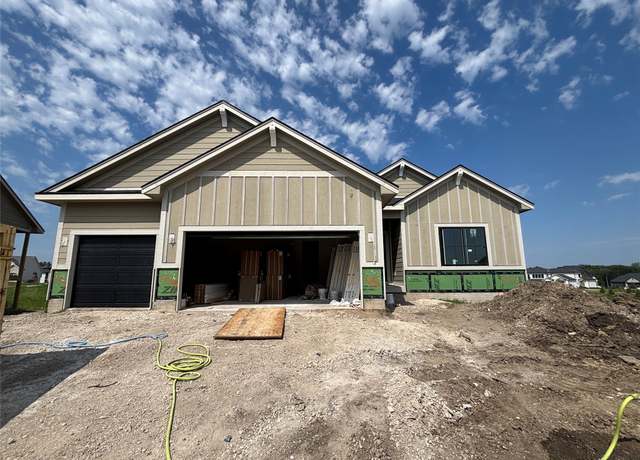 Property at 45 NW Ashley Ct, Waukee, IA 50263, 4 beds, 3 baths