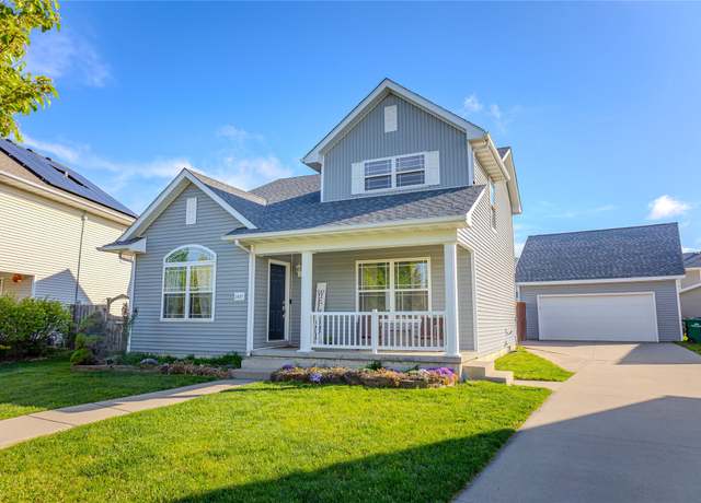 Property at 2827 SW Chestnut Dr, Ankeny, IA 50023, 3 beds, 2 baths