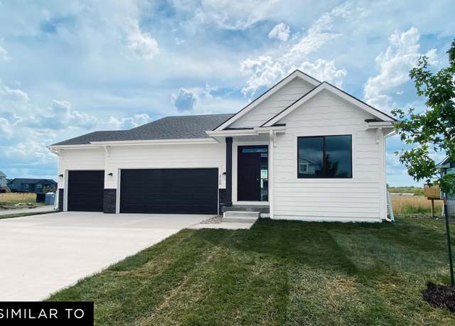 Property at 732 31st Ct SW, Altoona, IA 50009, 3 beds, 2 baths