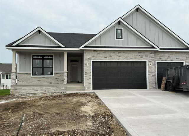 Property at 18298 Hidden Knl, Clive, IA 50325, 4 beds, 3 baths