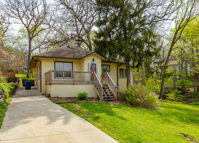 Property at 5420 Ingersoll Ave, Des Moines, IA 50312, 3 beds, 1 bath