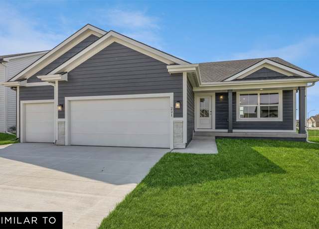Property at 826 31st Ct SW, Altoona, IA 50009, 3 beds, 2 baths