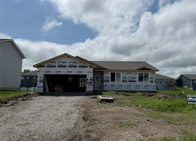 Property at 25088 Bluebird Cir, Adel, IA 50003, 3 beds, 2 baths