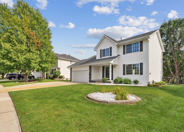 Property at 580 SE Windfield Dr, Waukee, IA 50263, 4 beds, 2.5 baths
