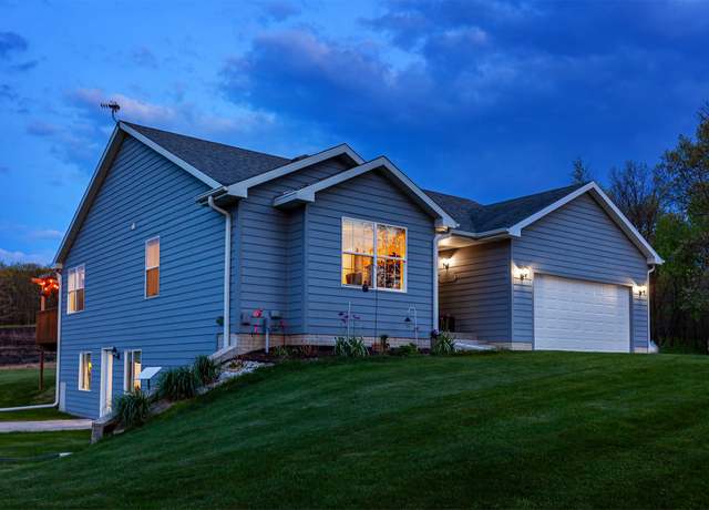 Property at 2364 Bittersweet Ave, Winterset, IA 50273, 3 beds, 3 baths