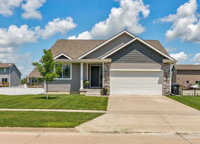 Property at 2706 NW 23rd St, Ankeny, IA 50023, 3 beds, 2 baths