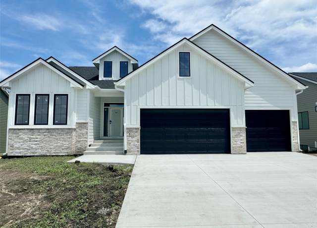 Property at 813 SW Cattail Rd, Grimes, IA 50111, 5 beds, 3 baths
