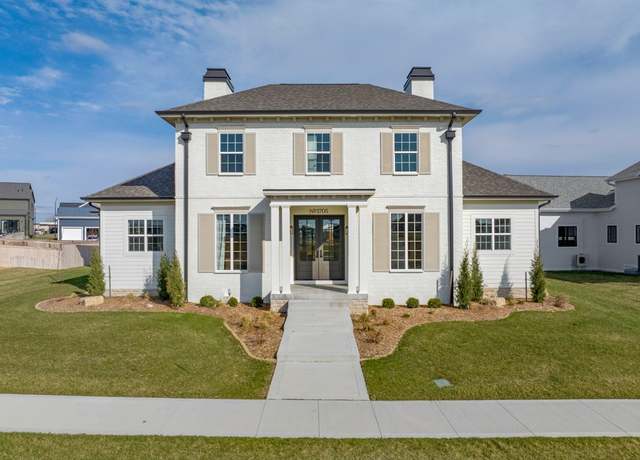 Property at 1705 SW Des Moines St, Ankeny, IA 50023, 7 beds, 4.5 baths