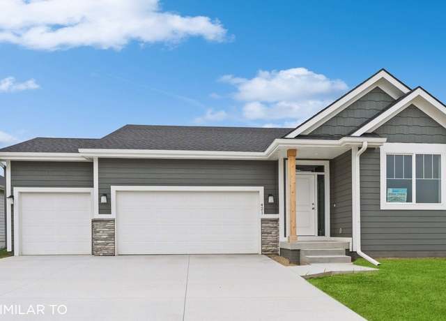 Property at 4316 NE 8th St, Ankeny, IA 50021, 3 beds, 2 baths