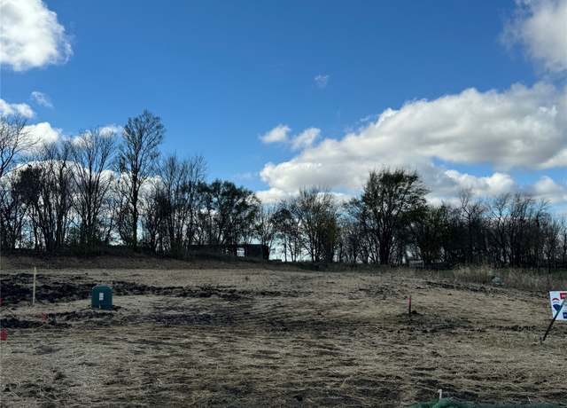 Property at 680 NW Georgetown Dr, Waukee, IA 50263