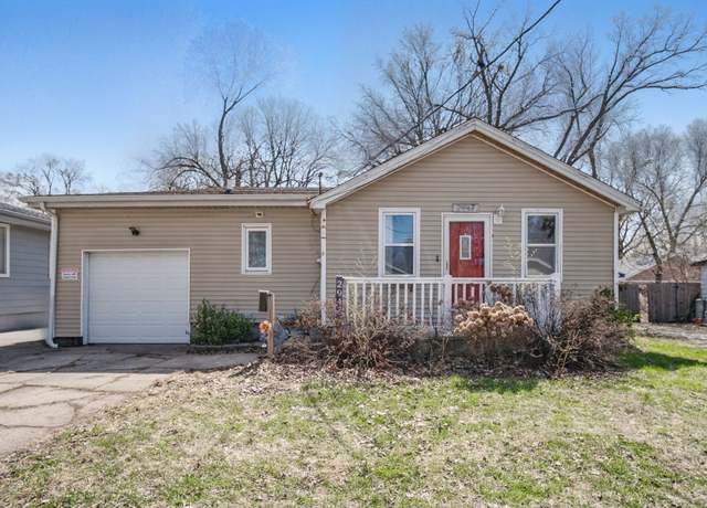 Property at 2947 Dubuque Ave, Des Moines, IA 50317, 1 bed, 1 bath