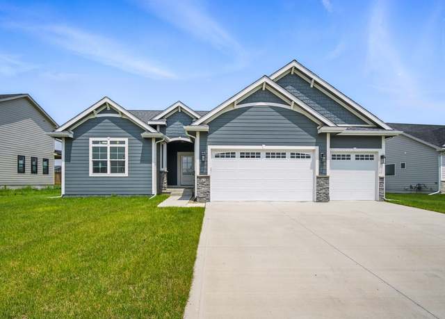Property at 45 NW Alderleaf Dr, Waukee, IA 50263, 4 beds, 3 baths