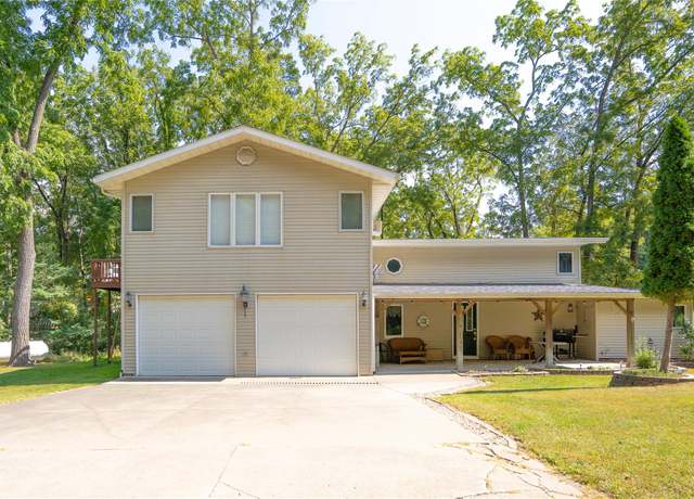 Property at 2057 Larrys Dr, Brooklyn, IA 52211, 2 beds, 1 bath