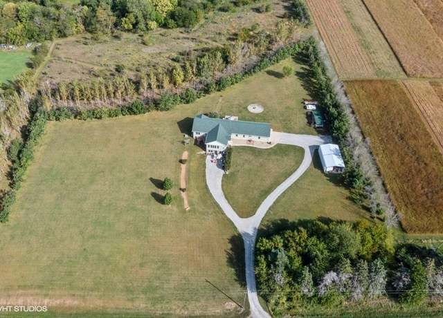 Property at 6430 S 20th Ave W, Newton, IA 50208, 3 beds, 3 baths