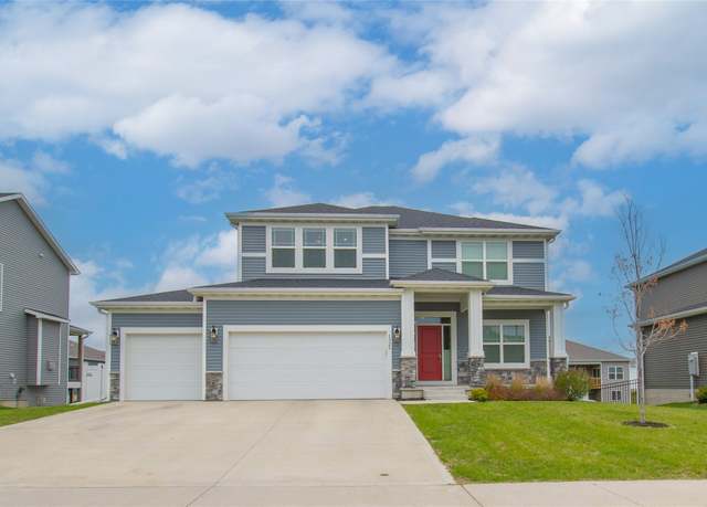 Property at 1325 NW Bennington Dr, Waukee, IA 50263, 5 beds, 4.5 baths