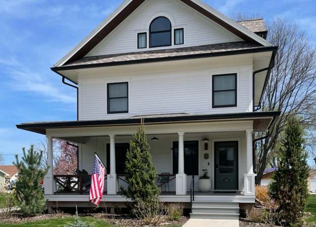 Property at 306 N 1st Ave, Huxley, IA 50124, 3 beds, 3 baths