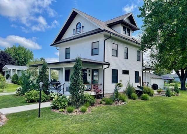 Property at 306 N 1st Ave, Huxley, IA 50124, 3 beds, 3 baths