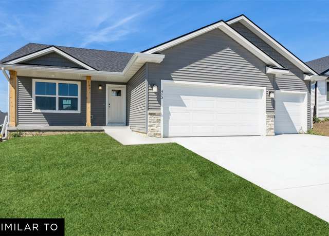 Property at 4412 NE 8th St, Ankeny, IA 50021, 3 beds, 2 baths
