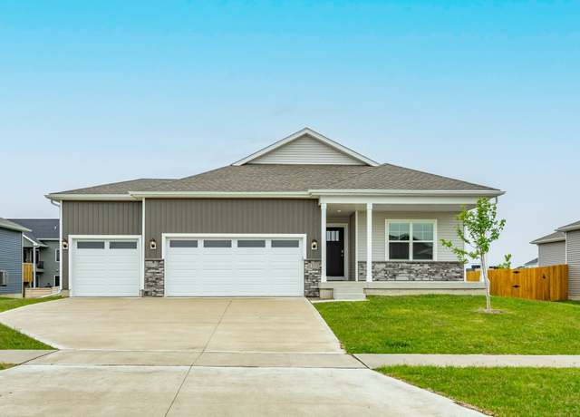 Property at 1331 NW Brandywine Ln, Waukee, IA 50263, 4 beds, 3 baths