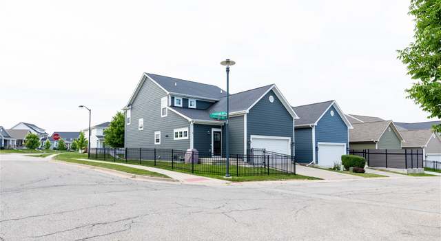 Photo of 5477 S Prairie View Dr, West Des Moines, IA 50266