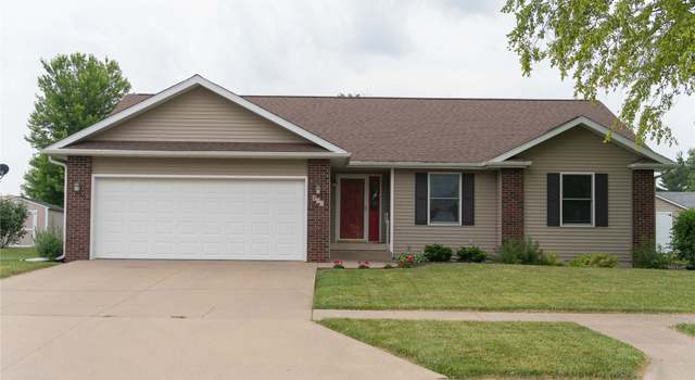 Photo of 811 E Union St, Pella, IA 50219