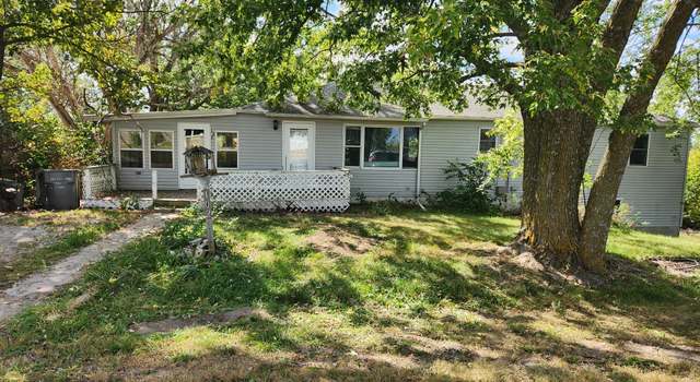 Photo of 102 Eighth St, Bussey, IA 50044