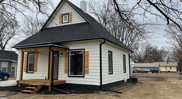Photo of 2616 Dean Ave, Des Moines, IA 50317