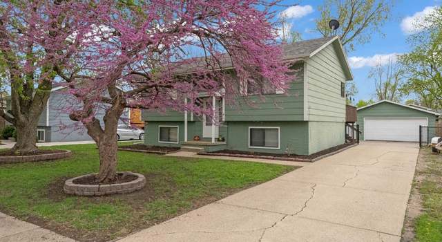 Photo of 1010 7th St NW, Altoona, IA 50009