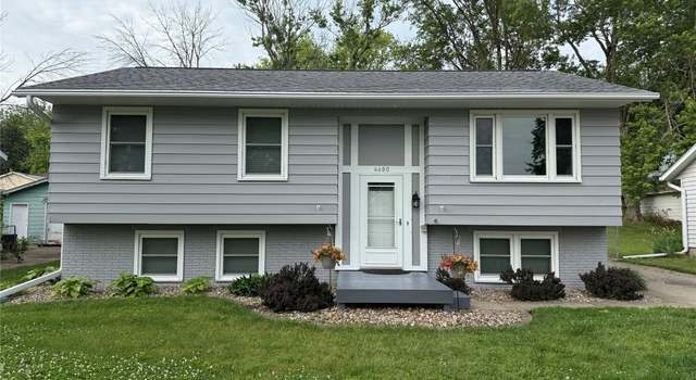 Photo of 4680 Wakonda Dr, Norwalk, IA 50211