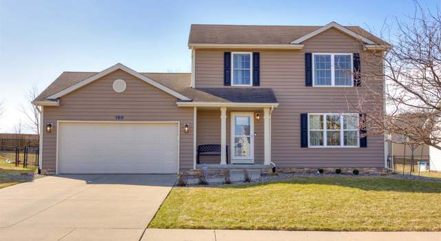 Photo of 180 SE Hazelwood Dr, Waukee, IA 50263