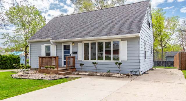 Photo of 218 16th St, Ames, IA 50010