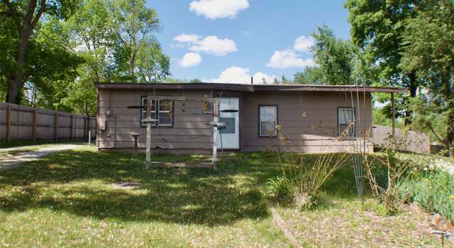 Photo of 3312 E Shawnee Ave, Des Moines, IA 50317