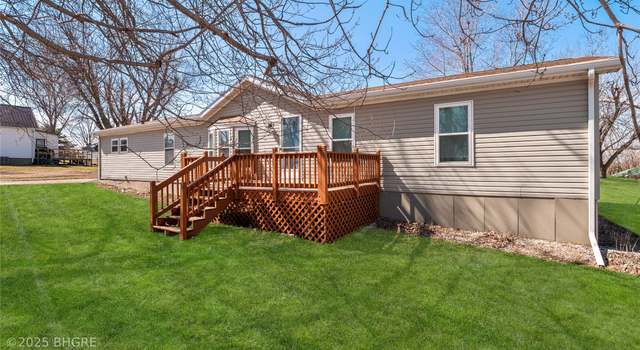 Photo of 305 S Pine St, Zearing, IA 50278