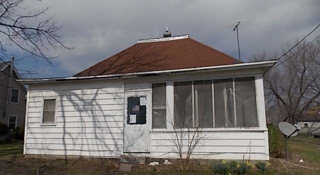 Photo of 203 Third St, Bussey, IA 50044