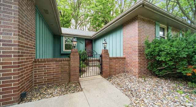 Photo of 9906 Lincoln Ave, Clive, IA 50325